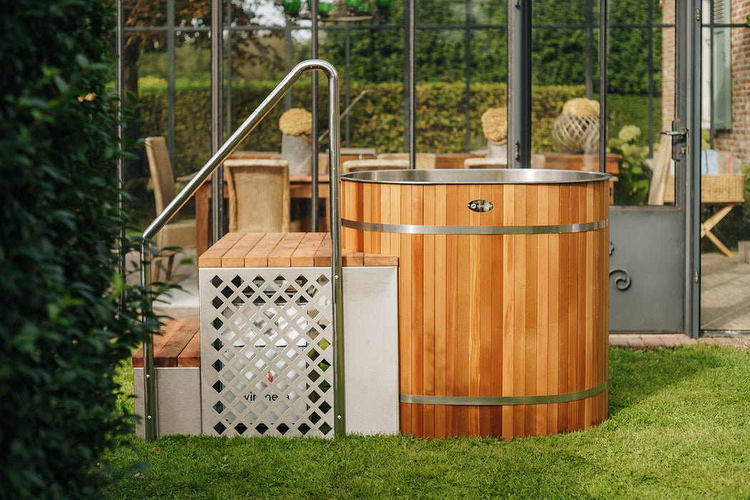 Winthera Arctic Barrel - Premium Eisfass mit Treppe